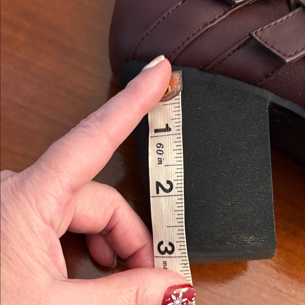 Women's Burgundy Ankle Boots Size 8.5 - Picture 6 of 7